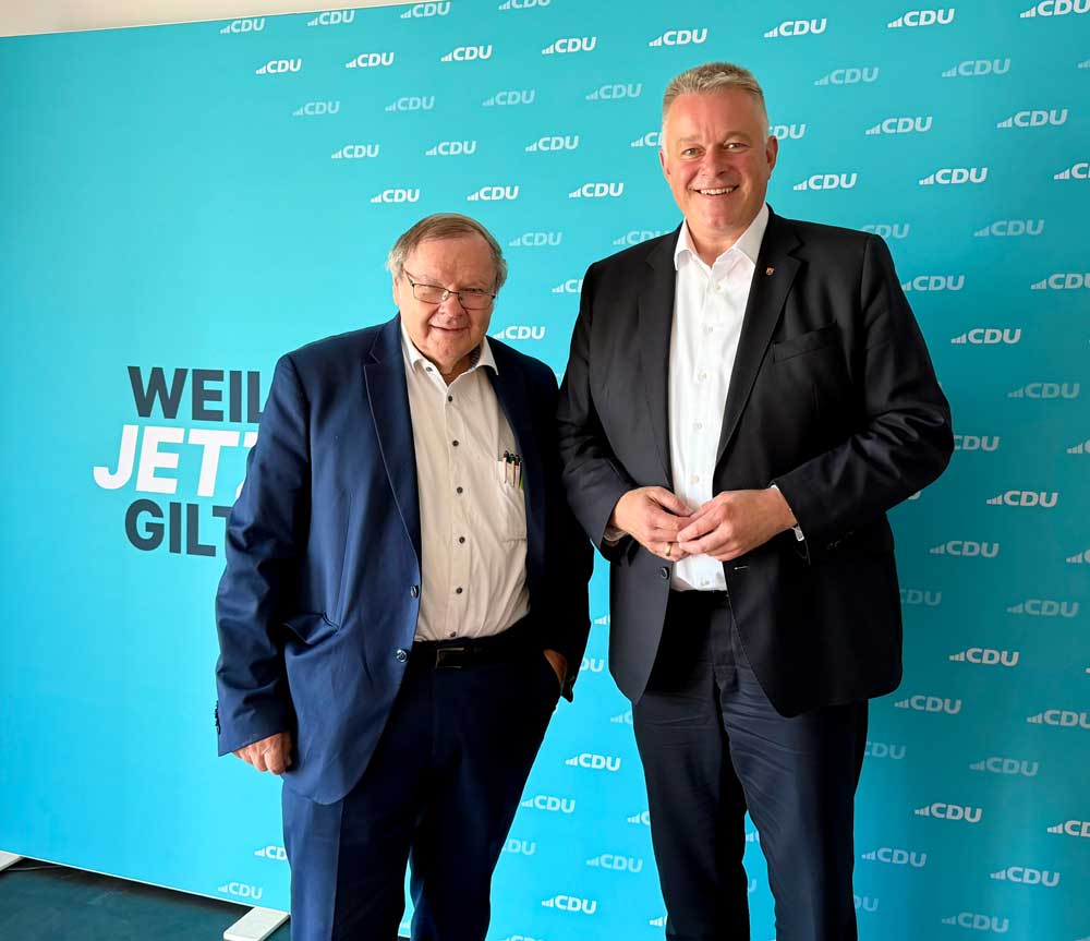 Dr. Lutz Kiefer im Gespäch mit Ministerpräsident Gordon Schnieder